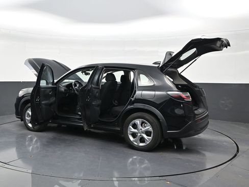 Used 2023 Honda HR-V LX image 31
