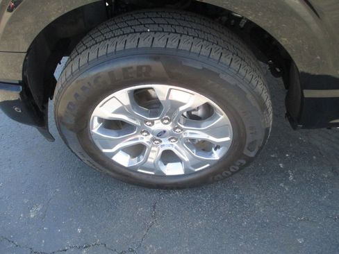 Used 2023 Ford F150 Platinum w/ Equipment Group 701A High AWD/4WD image 16