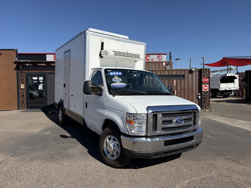 Used 2024 Ford E-350 and Econoline 350 Super Duty w/ Power Windows & Locks Group RWD image 1