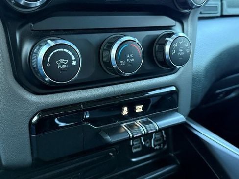 Used 2019 RAM 1500 Big Horn image 26