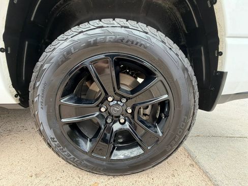 Used 2020 RAM 1500 Big Horn AWD/4WD image 24