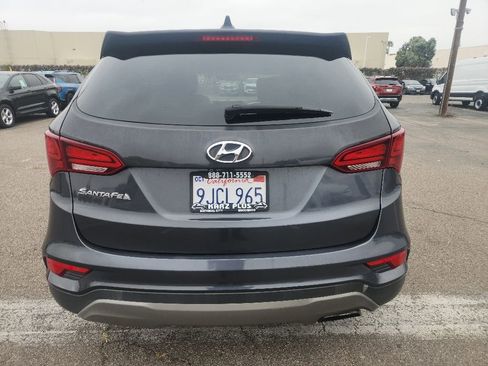 Used 2017 Hyundai Santa Fe Sport FWD image 10