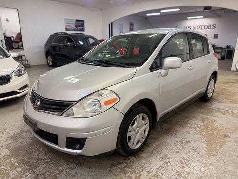 Used 2010 Nissan Versa 1.8 S w/ PWR Plus Pkg FWD image 2