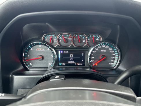 Used 2018 Chevrolet Silverado 1500 LT w/ All Star Edition image 27