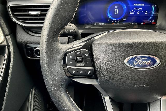 Used 2023 Ford Explorer ST w/ Equipment Group 401A AWD/4WD image 13