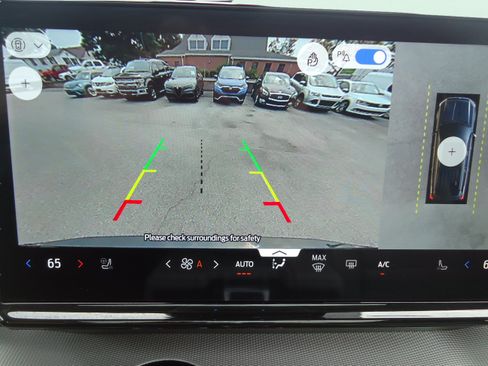 Used 2025 Ford Expedition Max Active AWD/4WD image 19