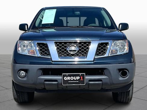 Certified 2020 Nissan Frontier SV image 4