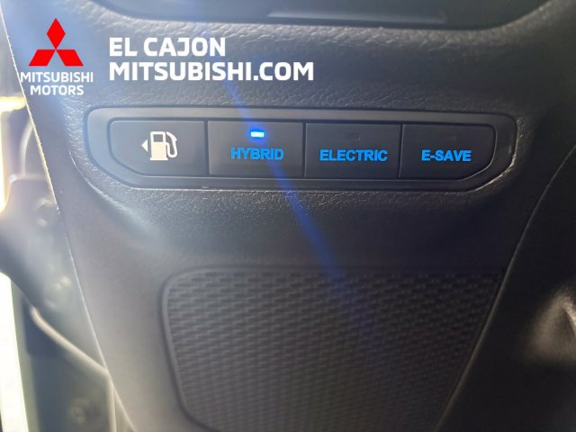 Used 2023 Jeep Wrangler Unlimited w/ Sun & Screen Package AWD/4WD image 19