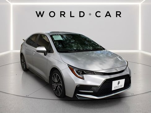 Used 2022 Toyota Corolla SE image 1