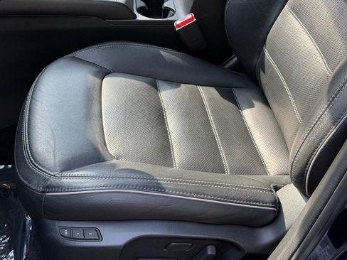 Used 2025 MAZDA CX-5 AWD 2.5 S w/ Preferred Package image 25