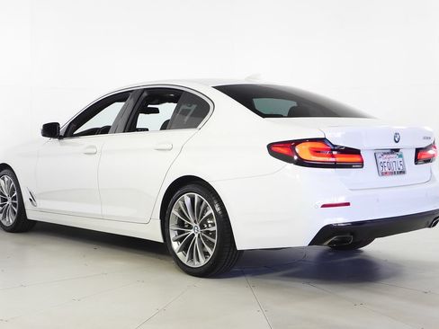 Used 2023 BMW 530i w/ Convenience Package RWD image 9