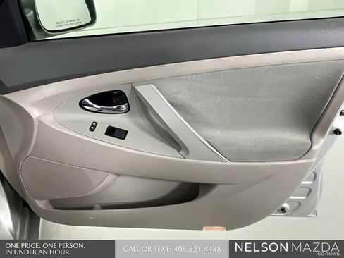 Used 2008 Toyota Camry LE image 20