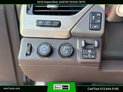 Used 2017 GMC Yukon Denali w/ Open Road Package image 26