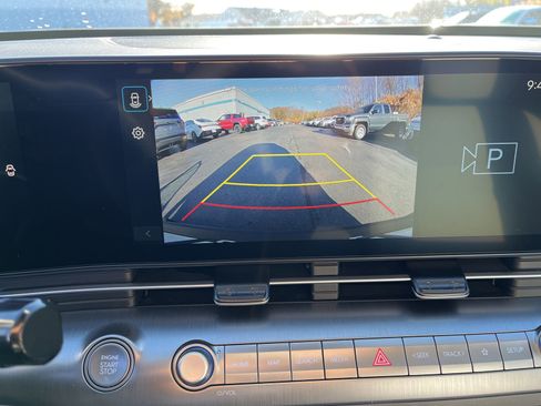 Certified 2025 Hyundai Kona SEL image 34