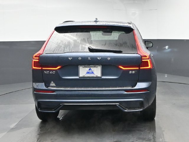 New 2027 Volvo XC60 B5 Plus AWD/4WD image 8