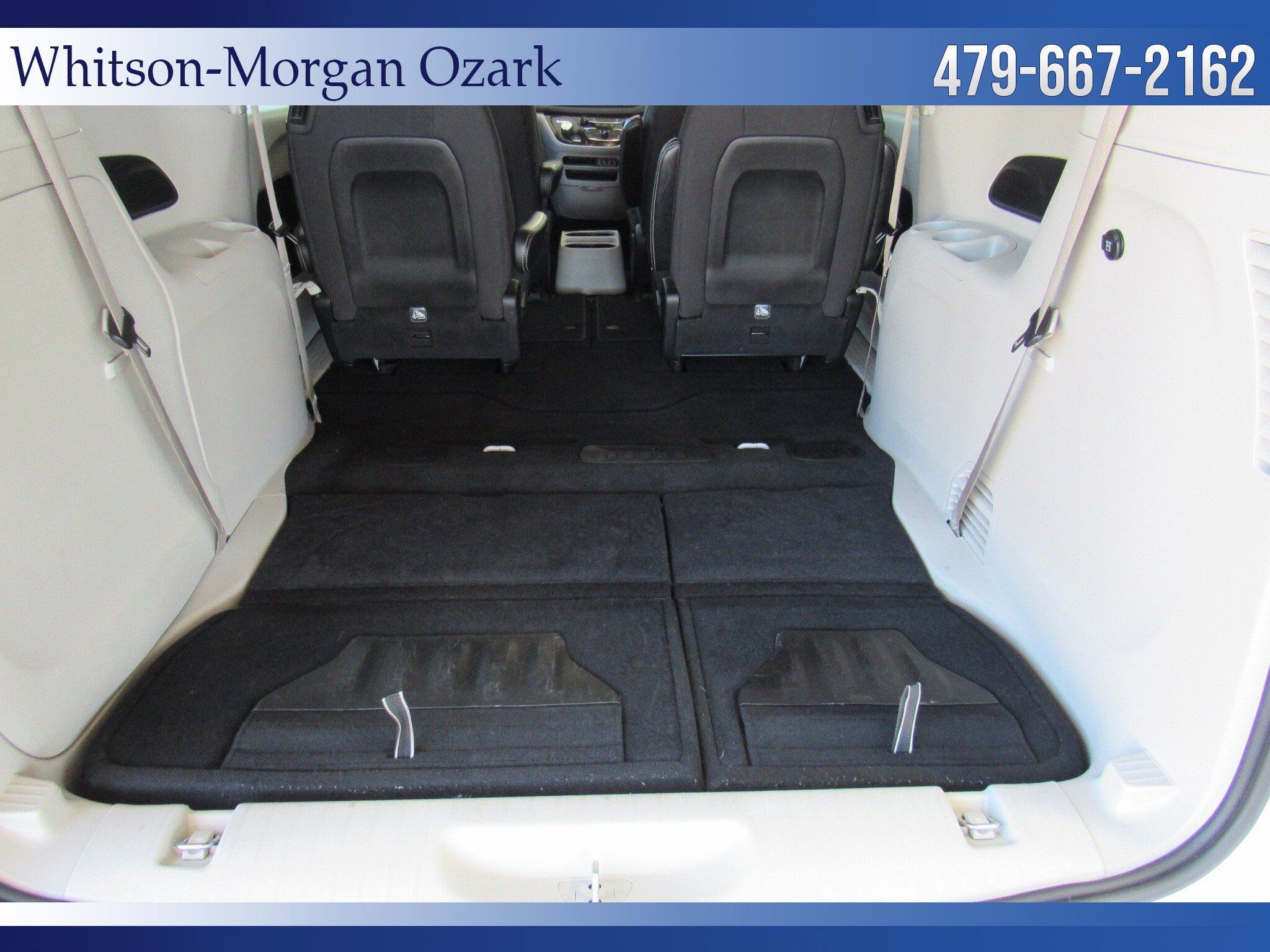 Used 2022 Chrysler Voyager LX FWD image 28