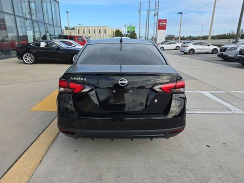 Used 2023 Nissan Versa S image 6