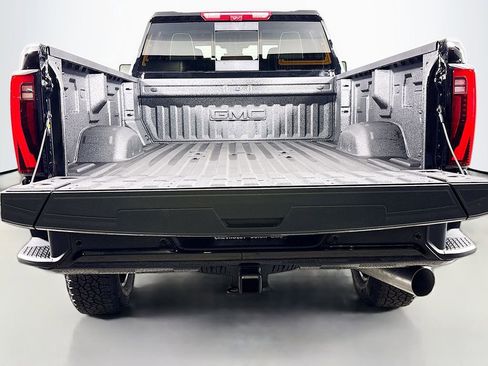 New 2026 GMC Sierra 3500 Denali Ultimate image 28
