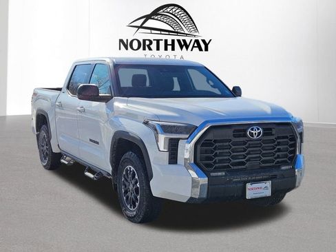 New 2026 Toyota Tundra SR5 AWD/4WD image 4