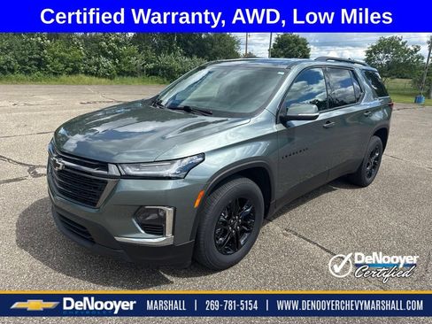 Used 2023 Chevrolet Traverse LT w/ Midnight/Sport Edition AWD/4WD image 1