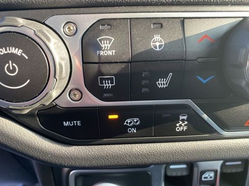 Used 2024 Jeep Wrangler Rubicon 392 image 46