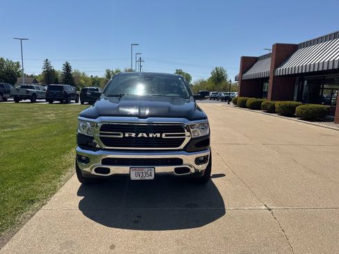 Used 2019 RAM 1500 Big Horn AWD/4WD image 2