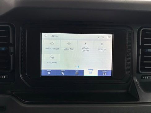 Used 2021 Ford Bronco Black Diamond w/ Sasquatch Package image 16