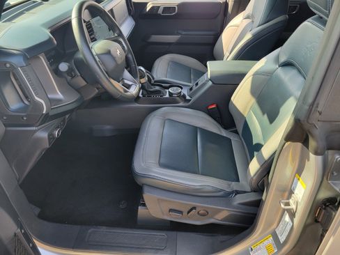 Used 2021 Ford Bronco Outer Banks image 10