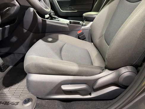 Certified 2025 Toyota RAV4 LE AWD/4WD image 14