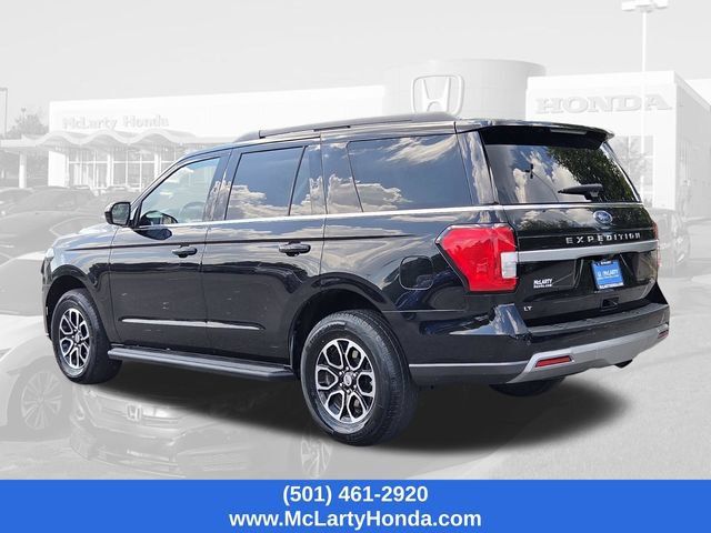 Used 2024 Ford Expedition XLT RWD image 3