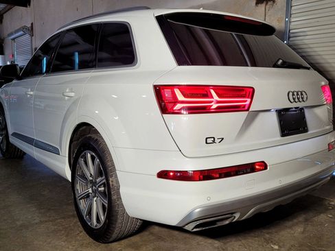 Used 2018 Audi Q7 3.0T Premium Plus w/ Premium Plus Package image 5