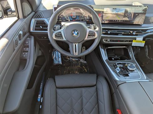 New 2026 BMW X5 M60i image 22