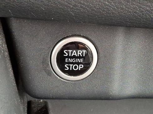 Used 2023 Nissan Rogue SV image 55