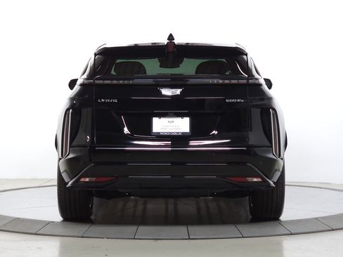 Certified 2024 Cadillac Lyriq Luxury AWD/4WD image 5