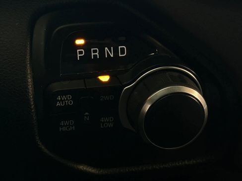 Used 2022 RAM 1500 Big Horn AWD/4WD image 24