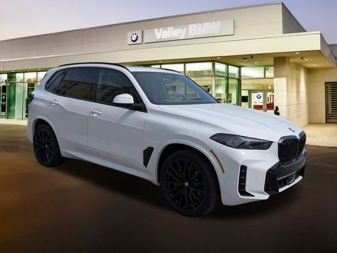 New 2026 BMW X5 xDrive40i w/ M Sport Package image 1