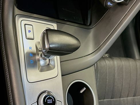 Used 2021 Genesis G70 2.0T w/ Prestige Package image 25