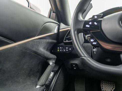 Certified 2022 Ferrari Roma image 31