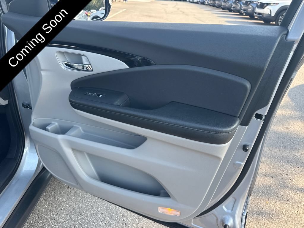 Used 2016 Honda Pilot Touring image 63