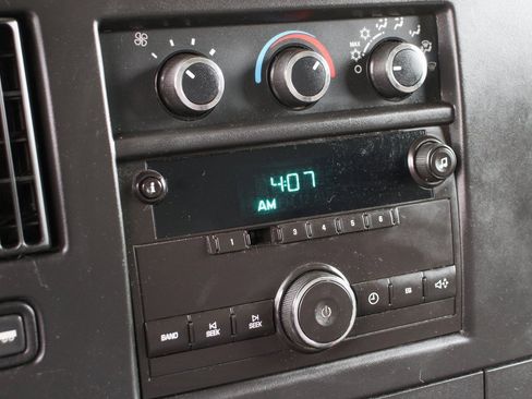 Used 2012 GMC Savana 3500 image 26