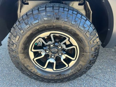 Used 2018 RAM 1500 Rebel w/ Luxury Group image 10