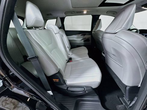 Certified 2026 INFINITI QX60 Pure w/ Cargo Package AWD/4WD image 39