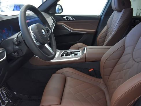 New 2026 BMW X5 xDrive40i w/ M Sport Package AWD/4WD image 22