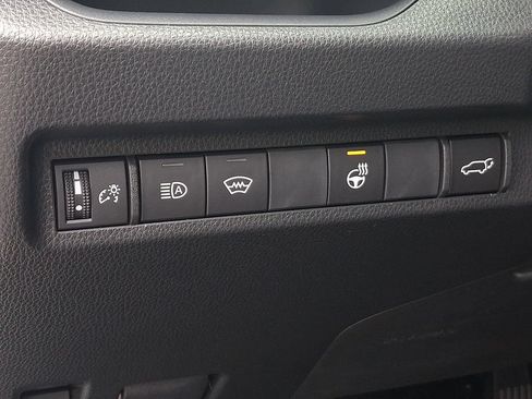 Used 2023 Toyota RAV4 SE w/ Weather & Moonroof Package AWD/4WD image 26