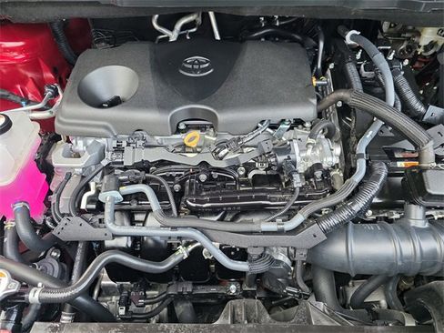 Used 2025 Toyota Sienna XLE w/ XLE Plus Package image 23