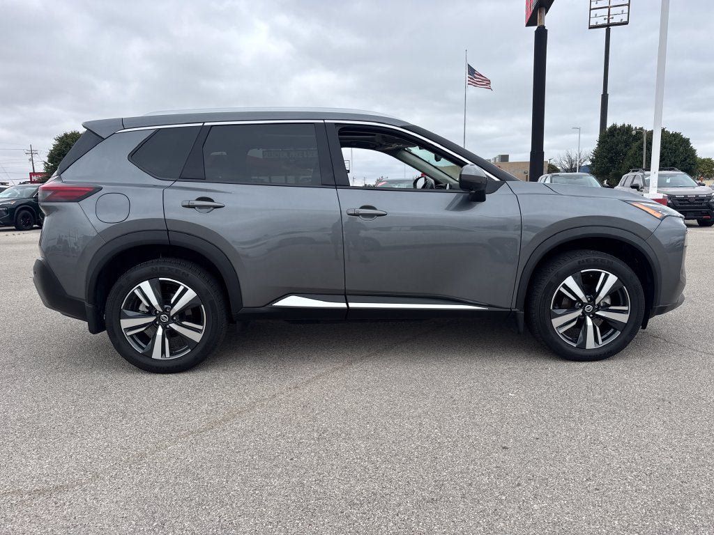 Used 2021 Nissan Rogue SL w/ Premium Package FWD image 9