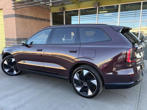 Used 2025 Volvo EX90 Ultra AWD/4WD image 5