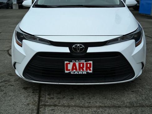 Used 2023 Toyota Corolla LE image 16