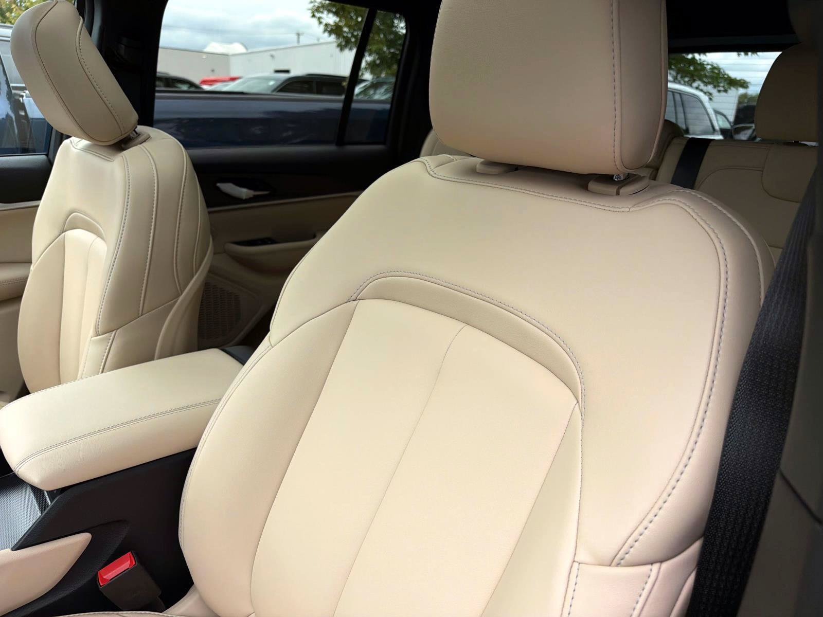 New 2027 Jeep Grand Cherokee Limited AWD/4WD image 10