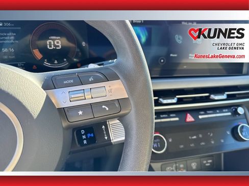 Used 2025 Hyundai Sonata SEL FWD image 26